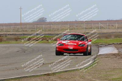 media/Jan-15-2023-CalClub SCCA (Sun) [[40bbac7715]]/Group 7/Qualifying (Sweeper)/